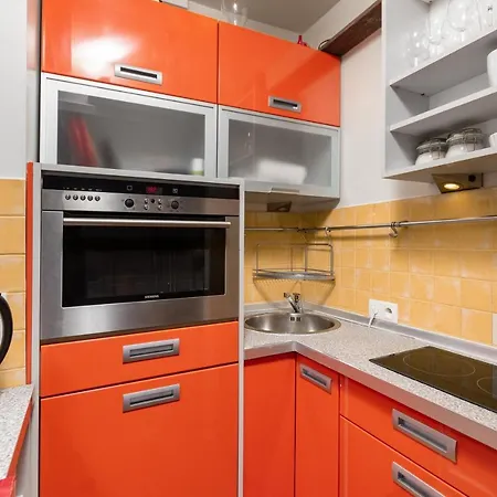 Appartement E. Plater With Ac By Your Freedom